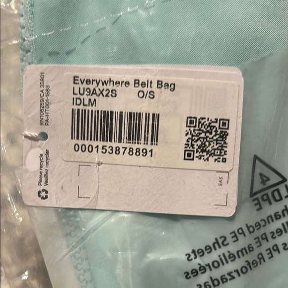 Lululemon 1L belt bag in Ideal Mint - Picture 3 of 3